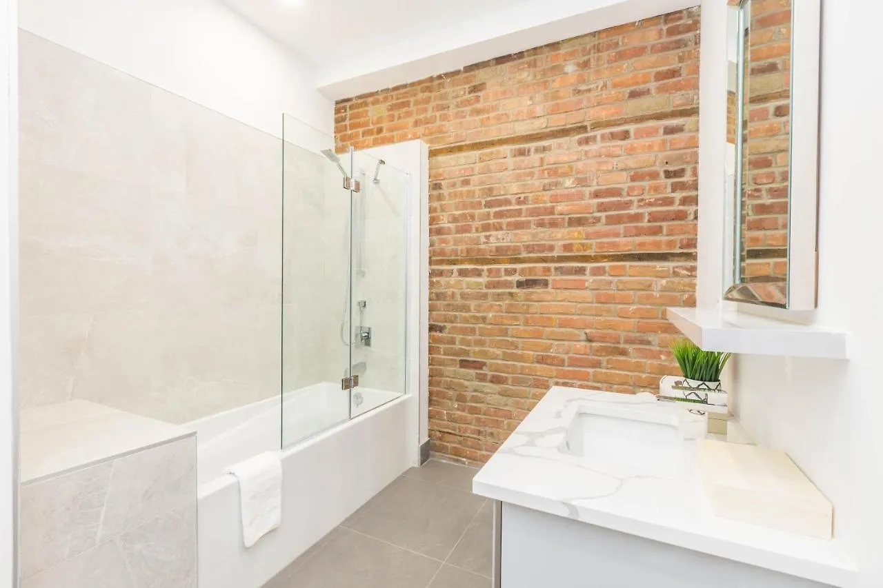 Lofts Du Parc Lahaie Montreal