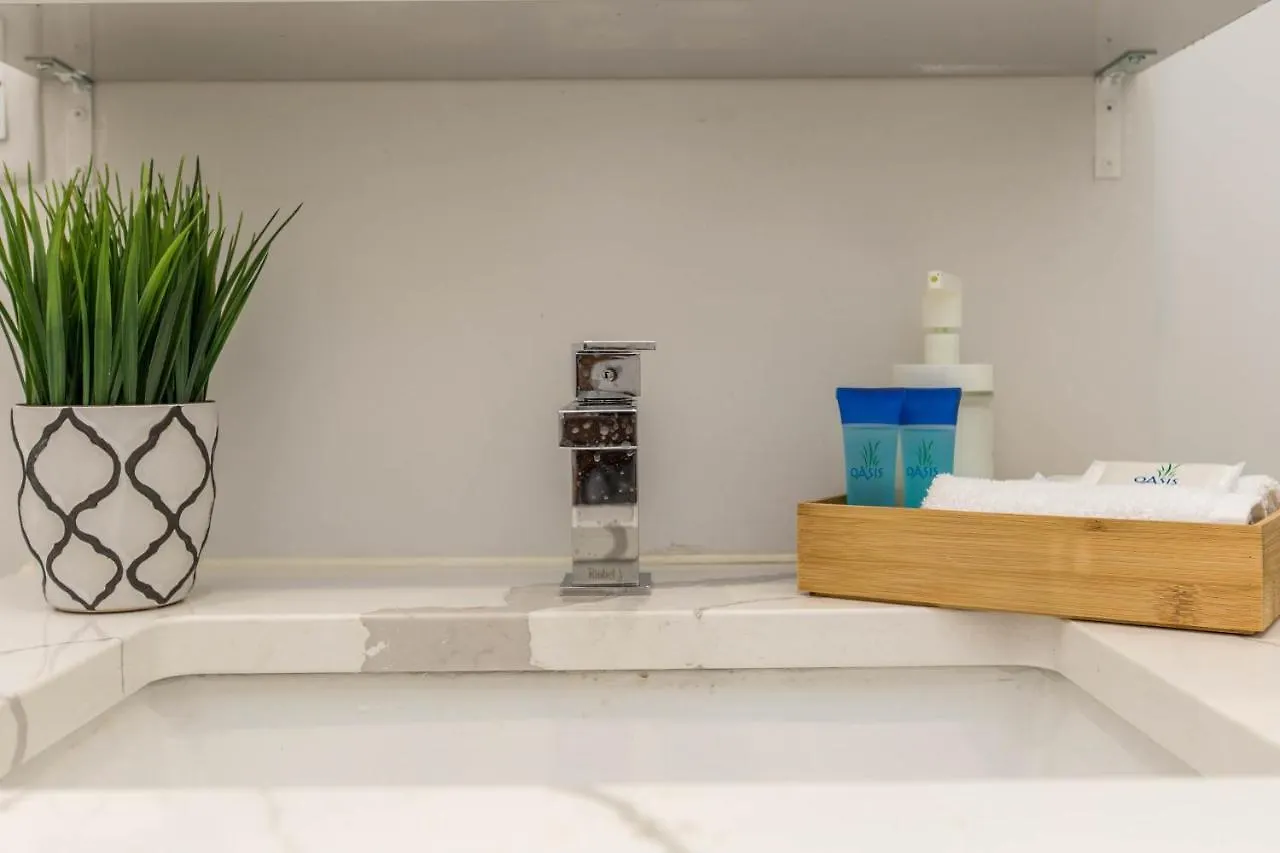 Apartment Lofts Du Parc Lahaie Montreal Canada