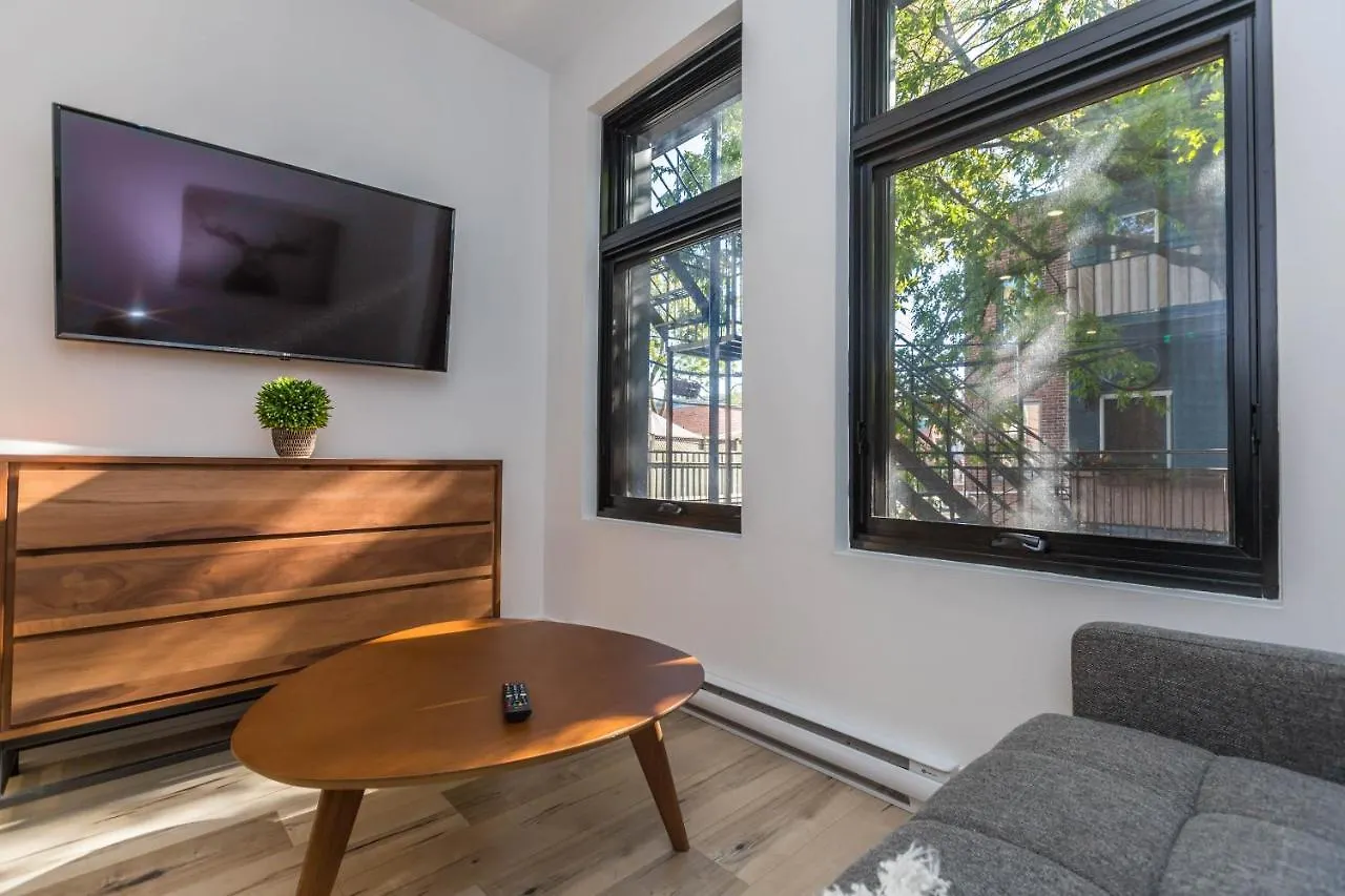 Lofts Du Parc Lahaie 蒙特利尔 公寓