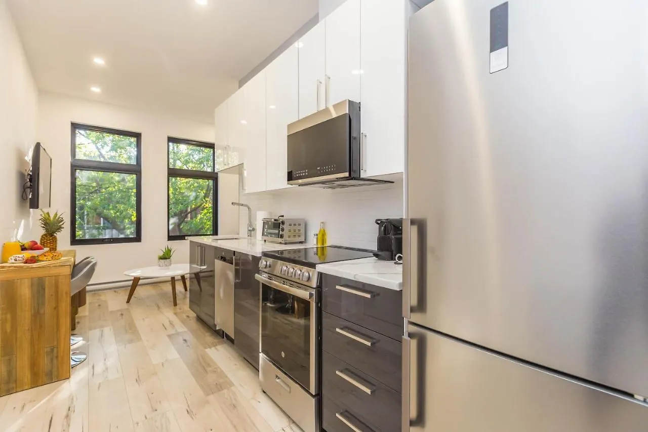 Lofts Du Parc Lahaie 蒙特利尔 公寓