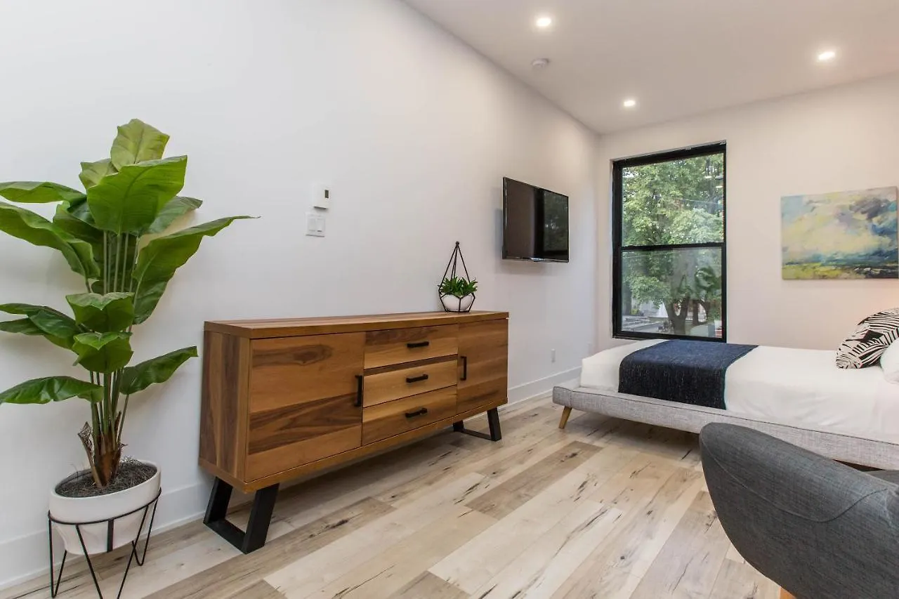 公寓 Lofts Du Parc Lahaie 蒙特利尔 加拿大